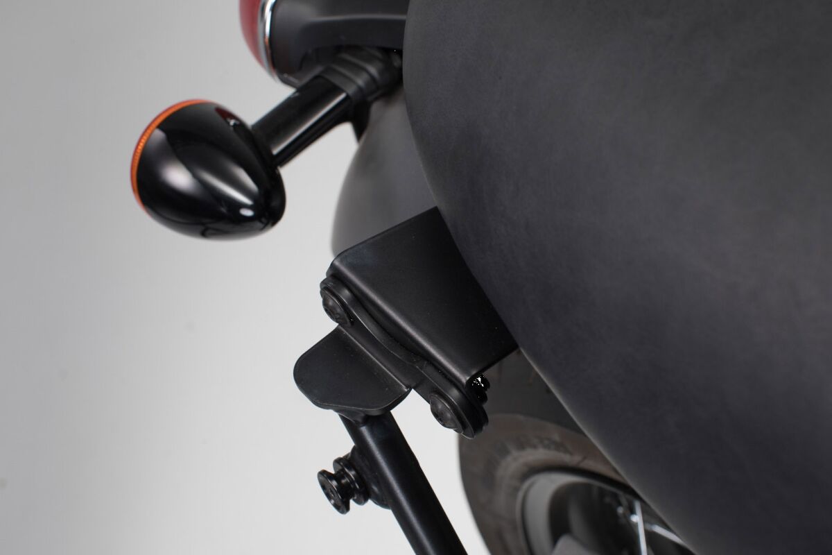 Seitenträgeradapter für TRIUMPH BONNEVILLE 1200 T120 ABS, BONNEVILLE 900 T100 A...