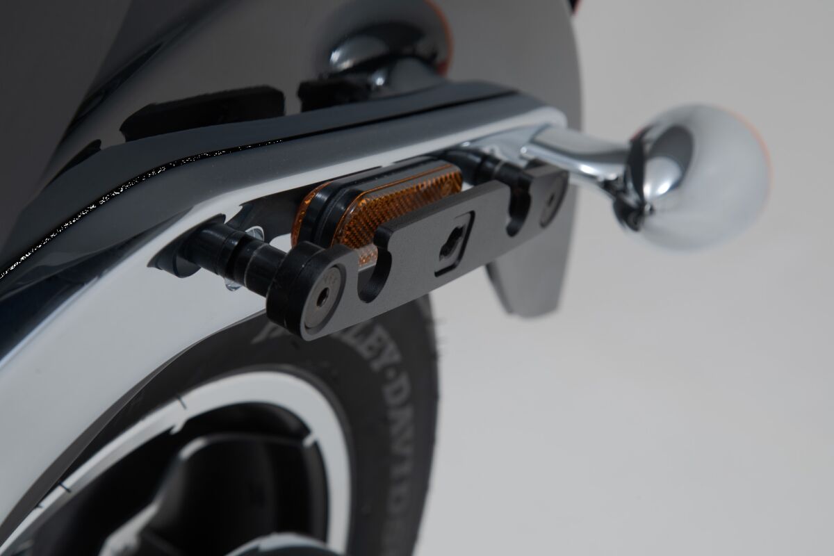 SLH Side Carrier For Harley Davidson FXLR 1750 ABS, FXLRS 1868 ABS, FXLRS 1923 A...