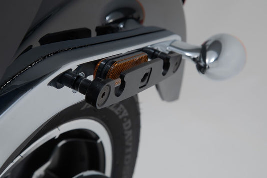 SLH Side Carrier For Harley Davidson FXLR 1750 ABS, FXLRS 1868 ABS, FXLRS 1923 A...