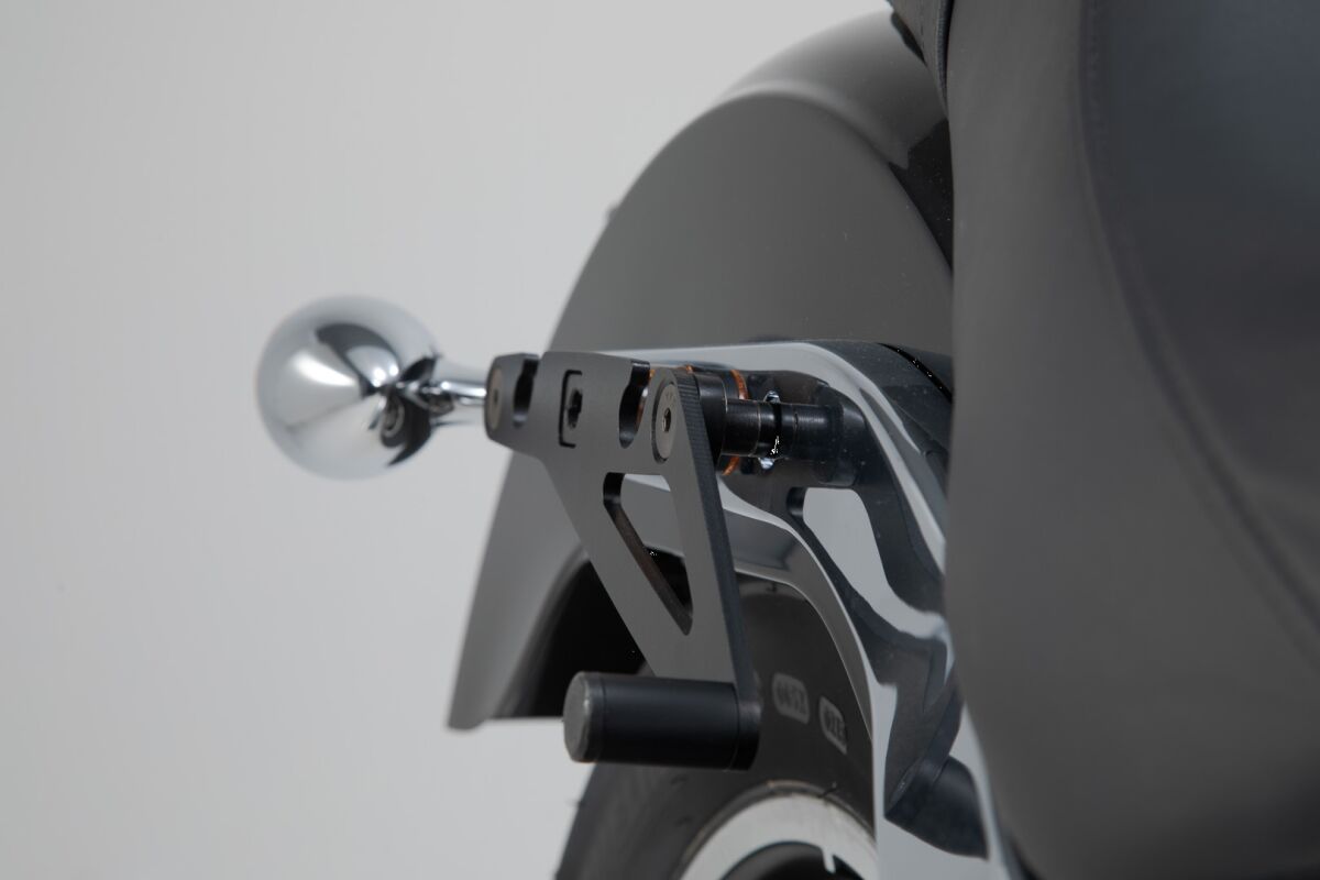 SLH Side Carrier For Harley Davidson FXLR 1750 ABS, FXLRS 1868 ABS, FXLRS 1923 A...