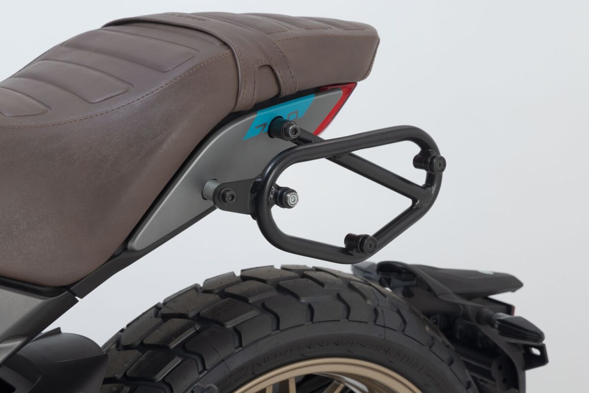 SLC Side Carrier For CF MOTO CL-X 700 ABS 2022 - 2024