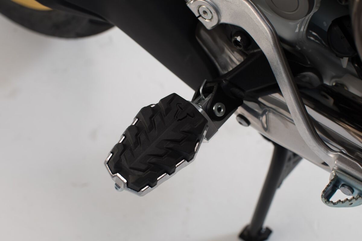 Evolution Footrest For HUSQVARNA, KTM ADVENTURE 1050 ABS, ADVENTURE 1090 ABS, AD...