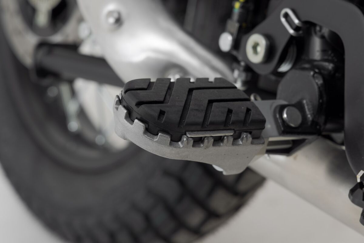 Ion Footrest For BMW, ROYAL ENFIELD HIMALAYAN 400 ABS, R 1200 R ABS, R 1200 RS A...