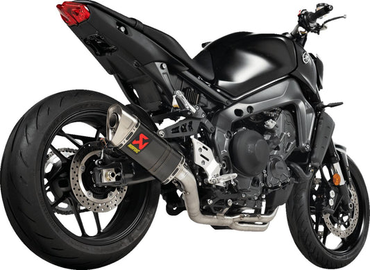 Complete Akrapovic Racing Carbon Exhaust for Yamaha 900 MT09 2021-2023