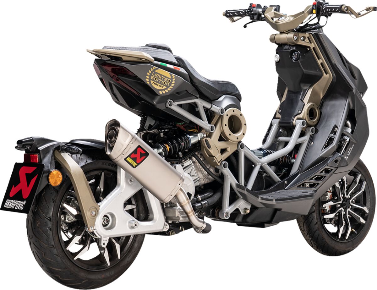 Italjet Dragster 125 / 200 2021-2024 Akrapovic Titanium Silencer Slip-On Kit